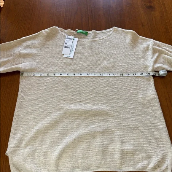 United Colors of Benetton Sweater - Picture 6 of 7